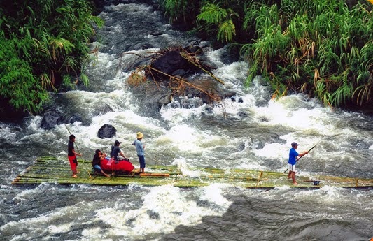 White Water Rafting Borneo